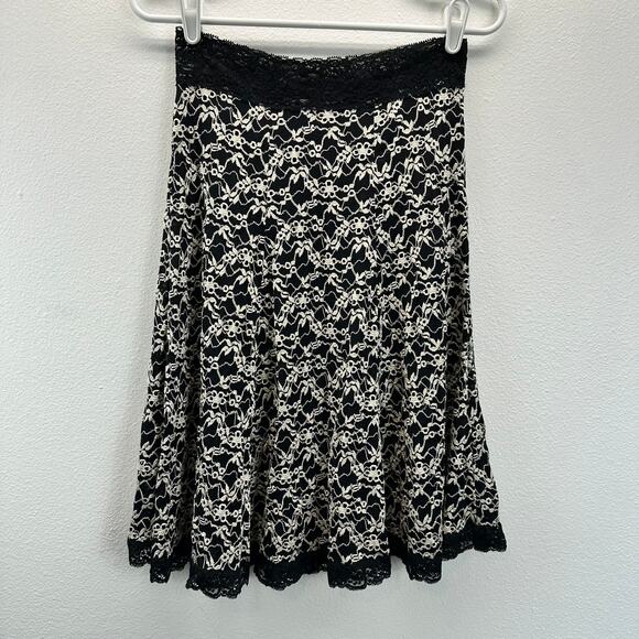 CAbi Lace Black White Skirt Eyelet Pull On A-Line Romantic Med - Picture 1 of 8